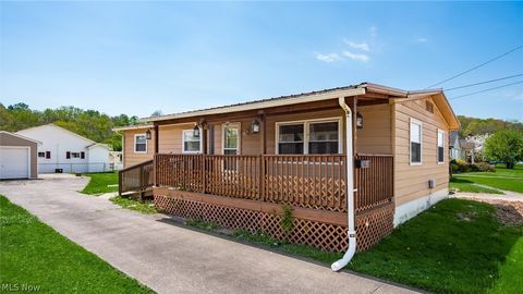 1146 Seborn Avenue South Zanesville OH 43701