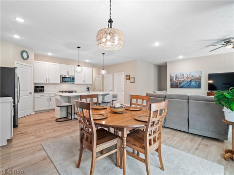 Tiny photo for 757 Hampshire Court, Amherst, OH 44001 (MLS # 5256979)