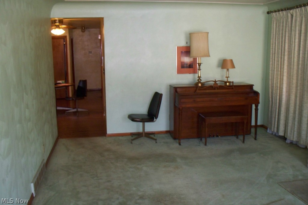 City/Youngstown - Residential