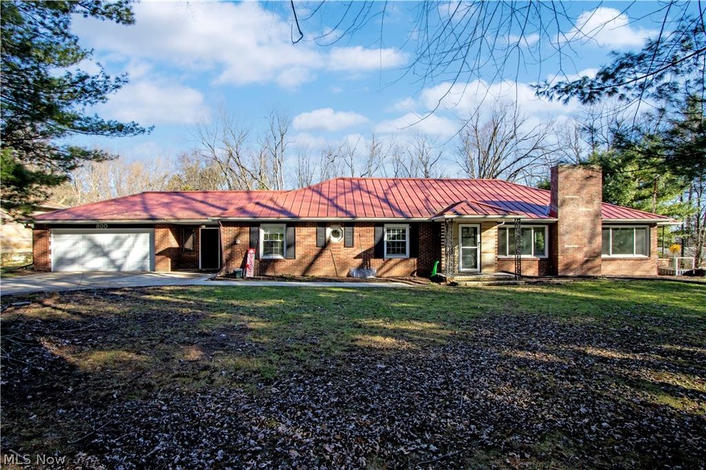 Photo of 800 W Main Street, Loudonville, OH 44842 (MLS # 5192438)