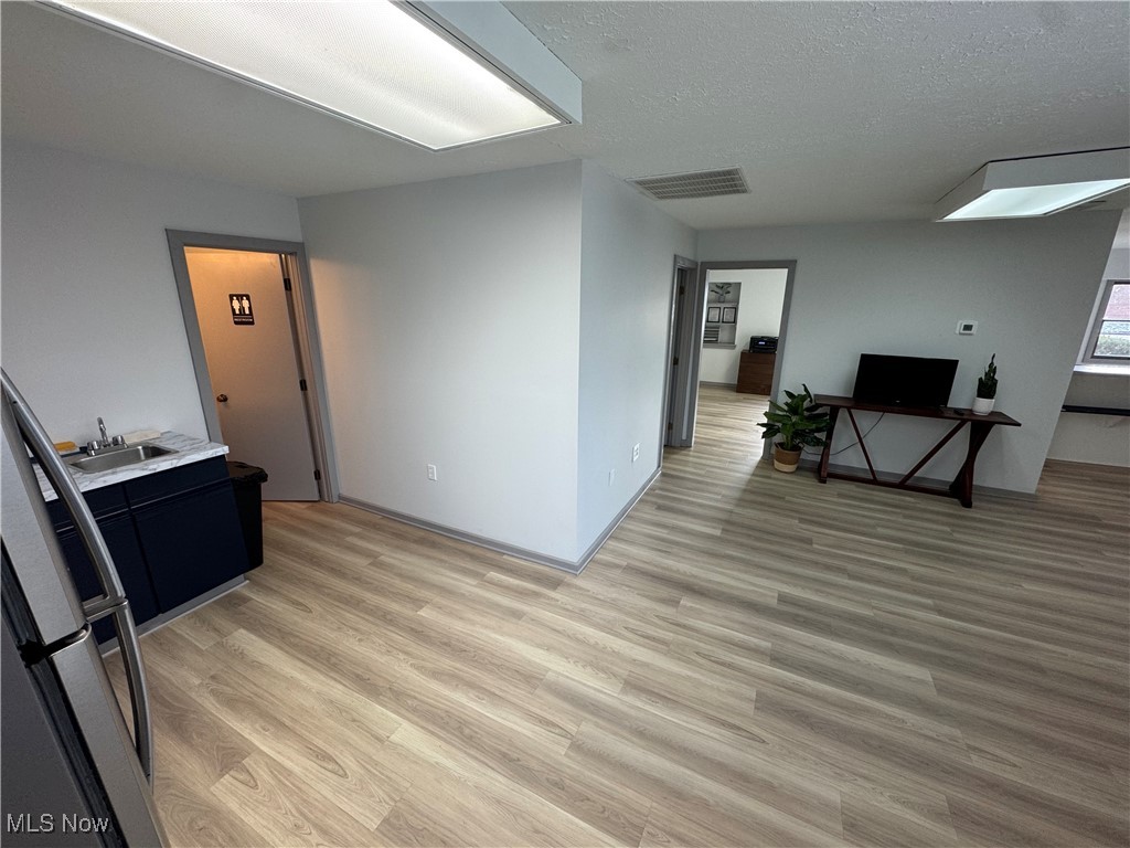 Dover - Commercial Sale