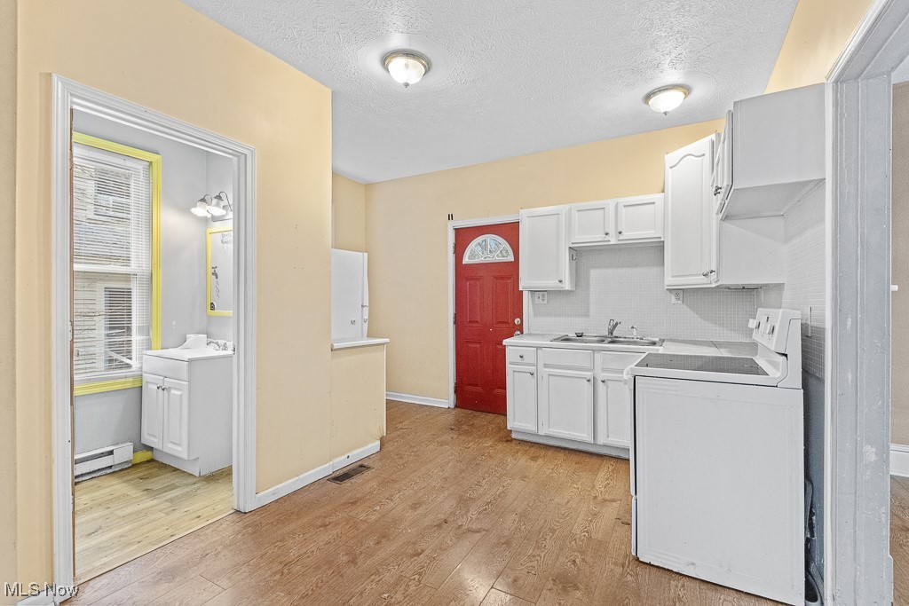 242 W Broadway Street, Alliance, Ohio image 4