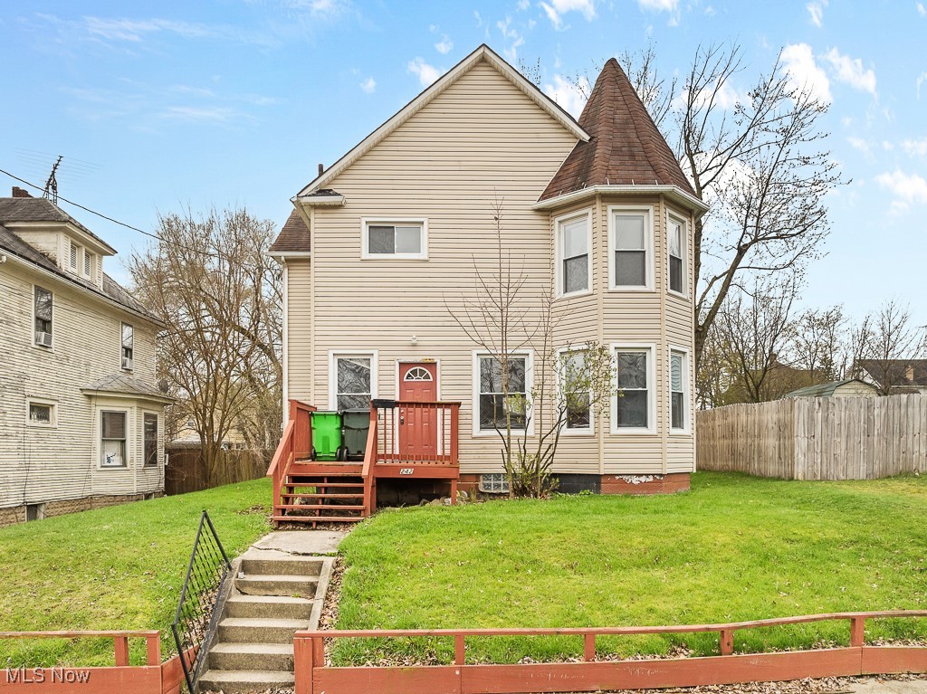 242 W Broadway Street, Alliance, Ohio image 1