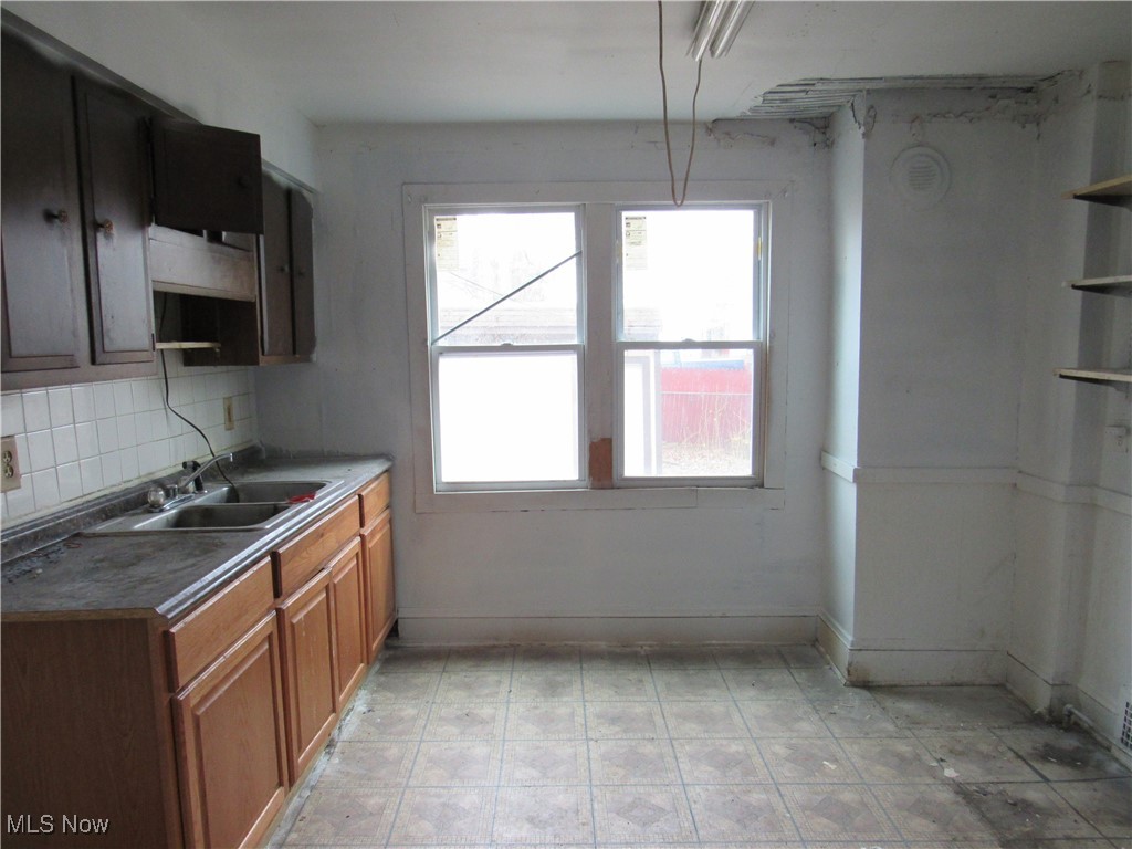 F J Bowmans - Residential