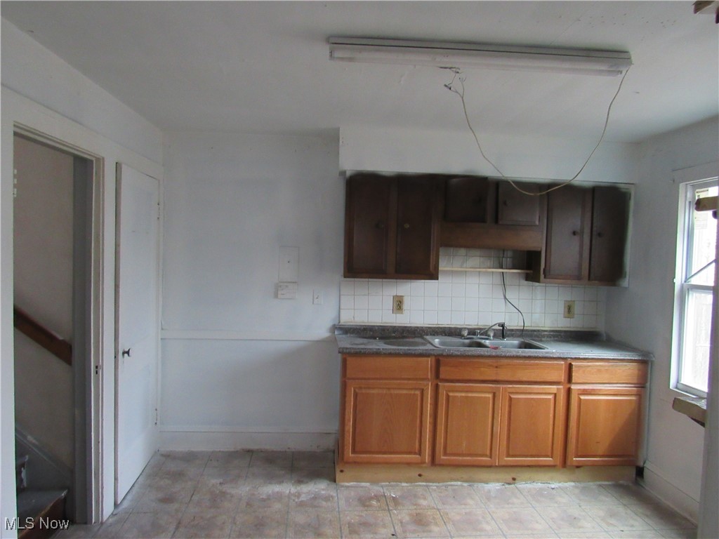 F J Bowmans - Residential