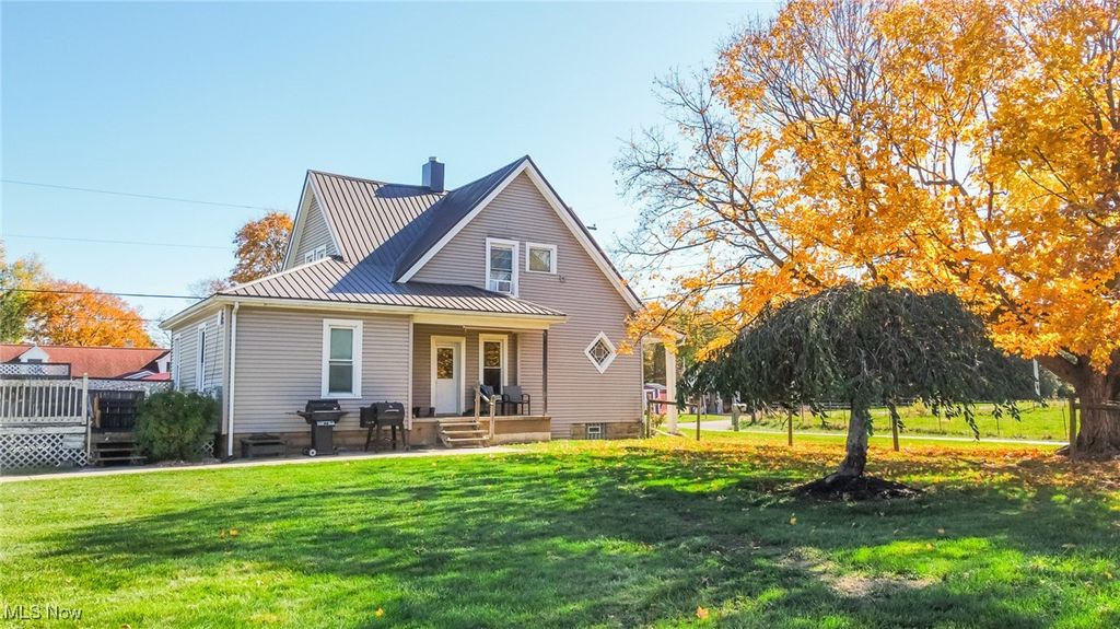 Photo of 12459 SW Sandusky Drive, Beach City, OH 44608 (MLS # 5184722)