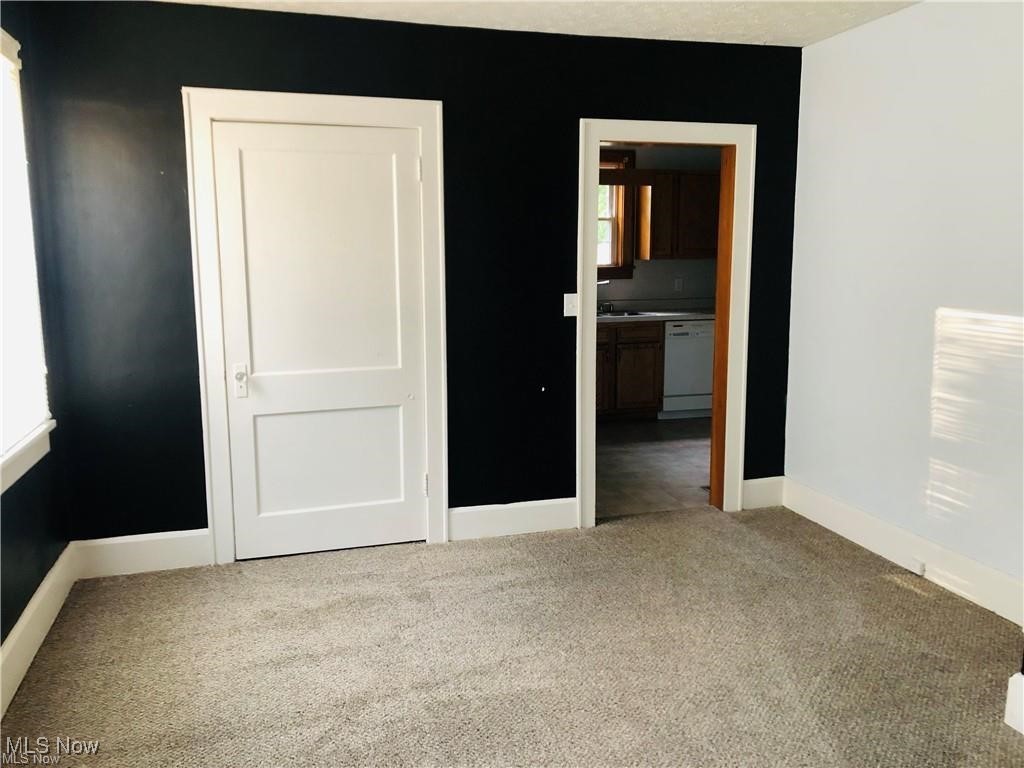 Thence North 57 Ft - Residential Income