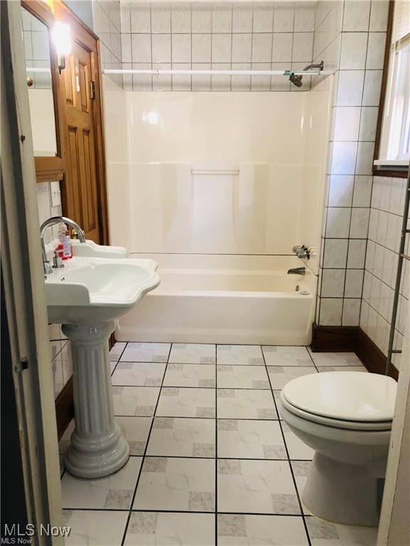 Thence North 57 Ft - Residential Income