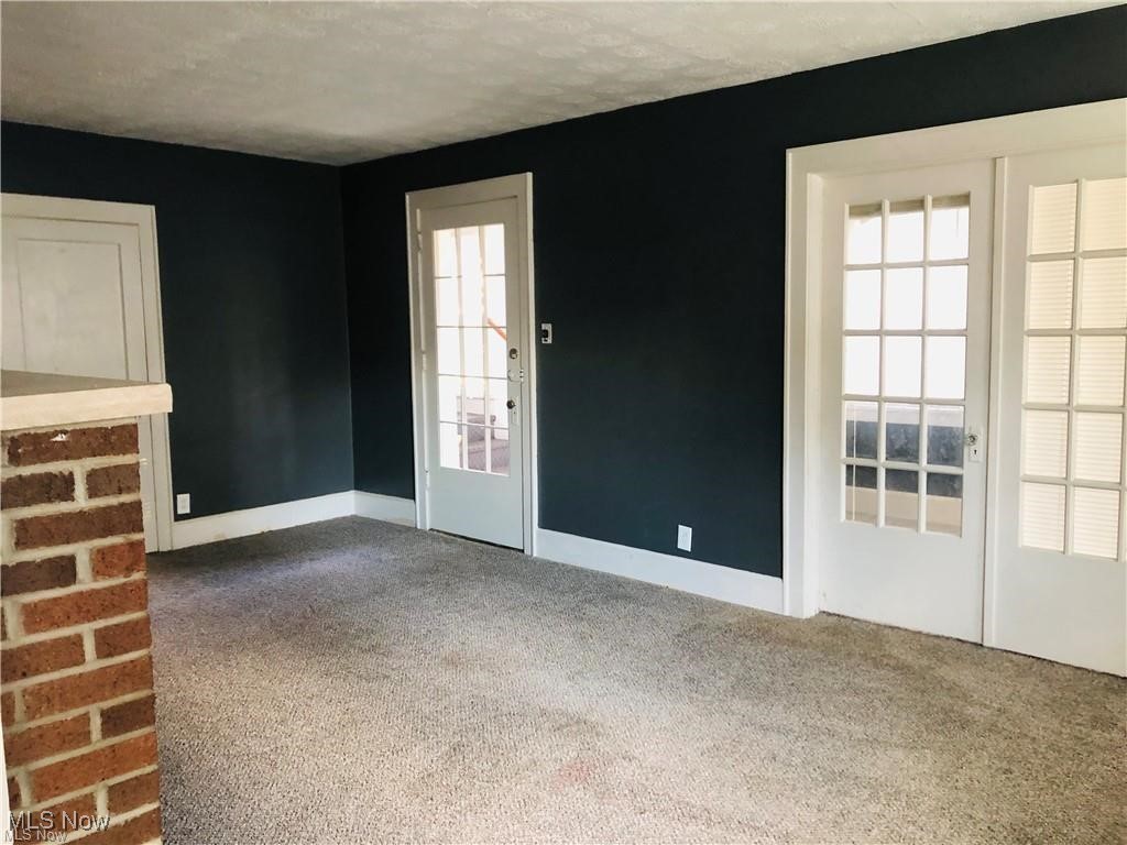 Thence North 57 Ft - Residential Income