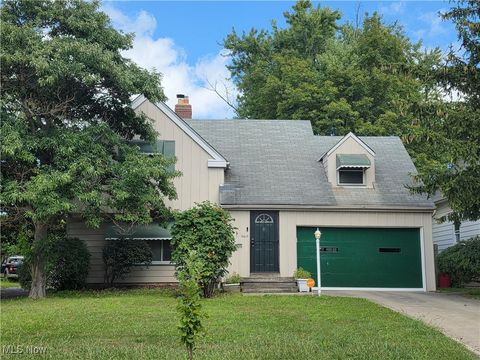 10417 Grace Avenue, Garfield Heights, OH 44125 - #: 5153682