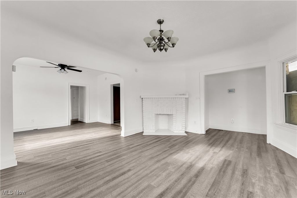 Photo of 430 E 149th Street #1/DN, Cleveland, OH 44110 (MLS # 5176104)