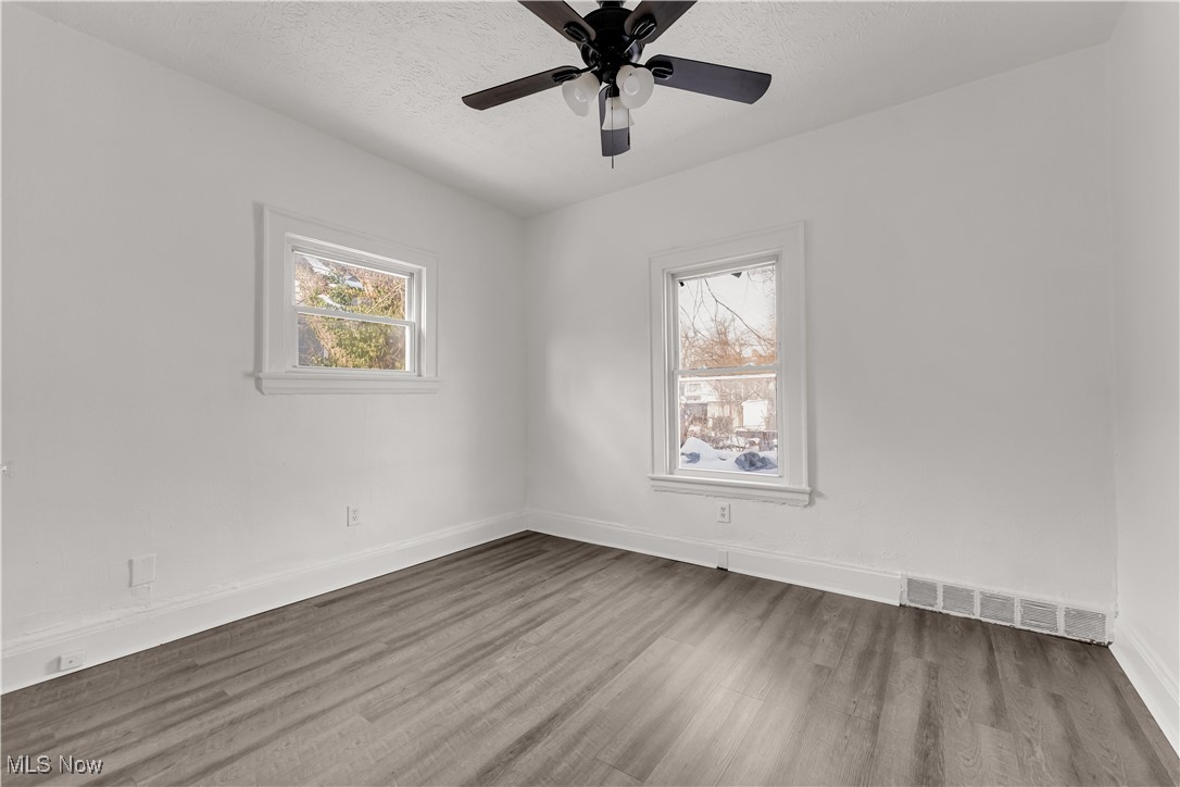 Lake Shore - Residential Lease