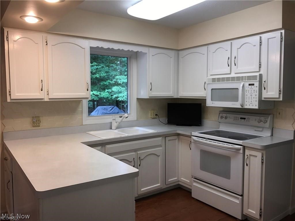 Co-Moor Colony Sec 06 - Residential