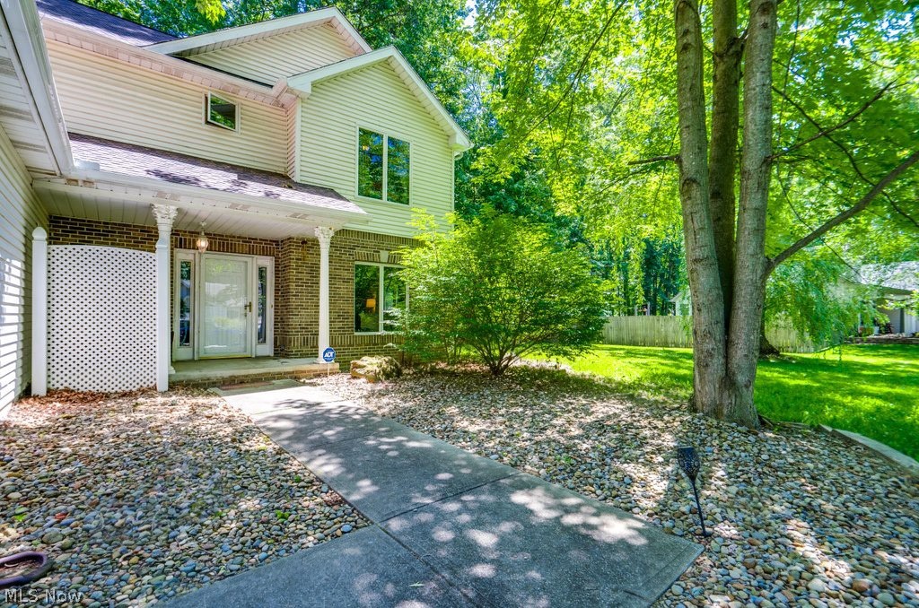 5209 Orchard Lane