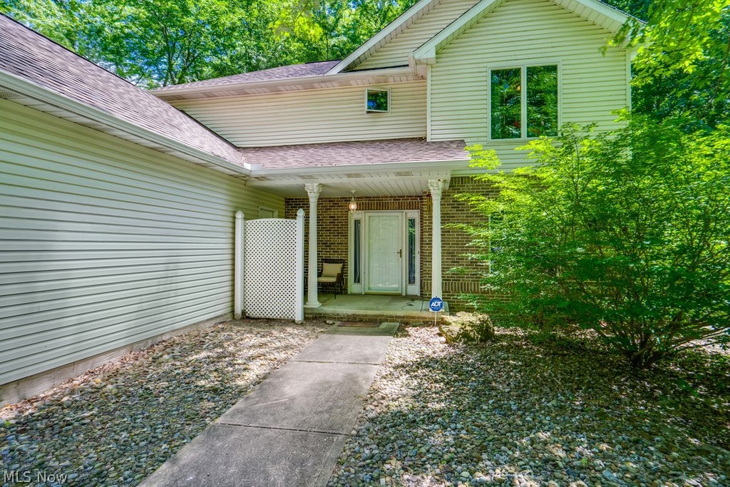 5209 Orchard Lane