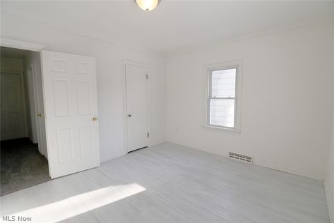 Tiny photo for 134 El Villa Way, Steubenville, OH 43952 (MLS # 5187898)