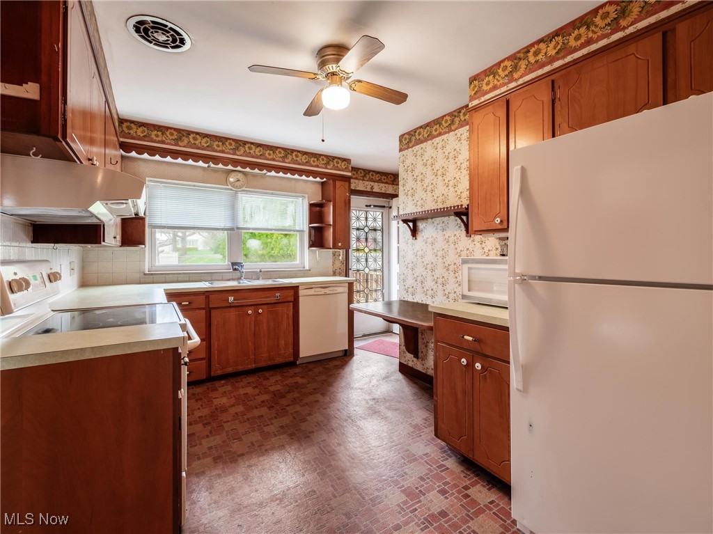 2721 E Ridgewood Circle, Zanesville, Ohio image 8