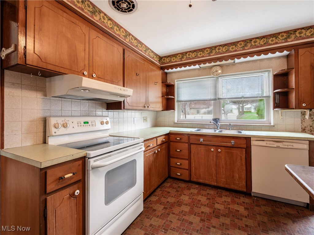 2721 E Ridgewood Circle, Zanesville, Ohio image 10