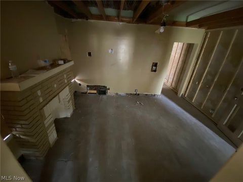 Tiny photo for 15213 Ridpath Avenue, Cleveland, OH 44110 (MLS # 5246041)