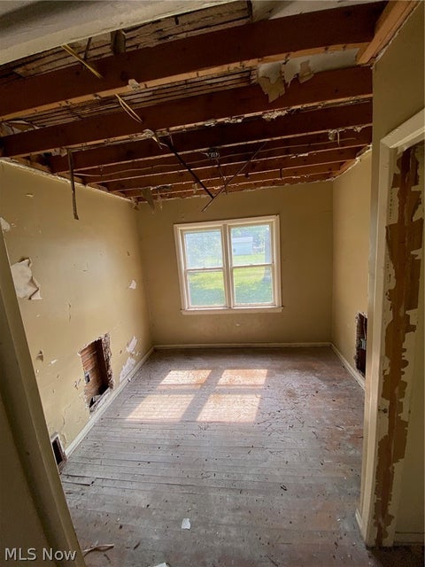 Tiny photo for 15213 Ridpath Avenue, Cleveland, OH 44110 (MLS # 5246041)
