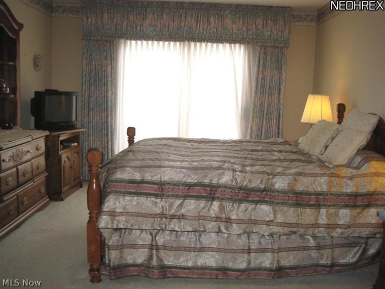 Adena Knolls - Residential