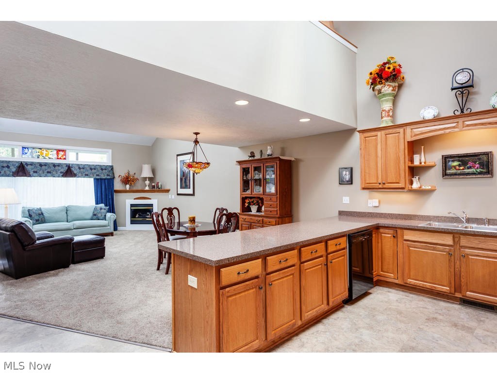 Villas at Waterford Crossing - Residential