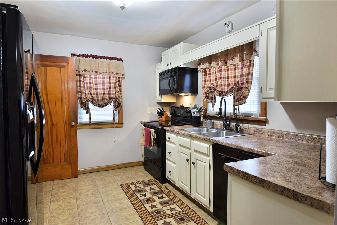 Southington Sec 16 25 - Residential