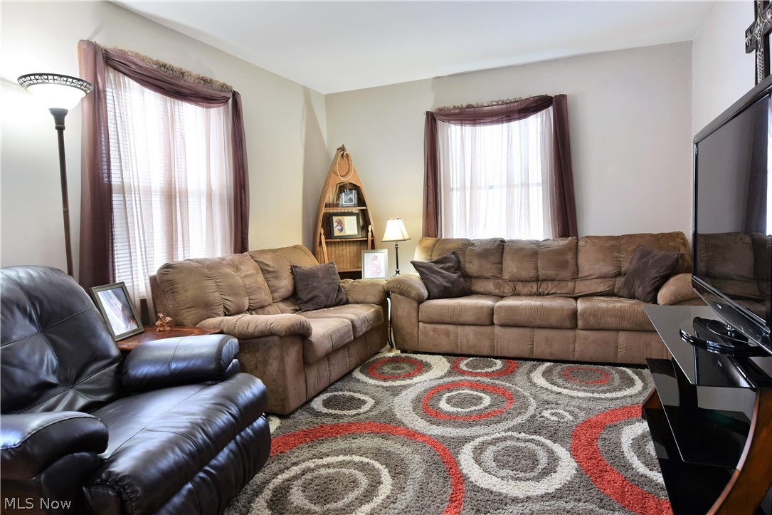 Southington Sec 16 25 - Residential