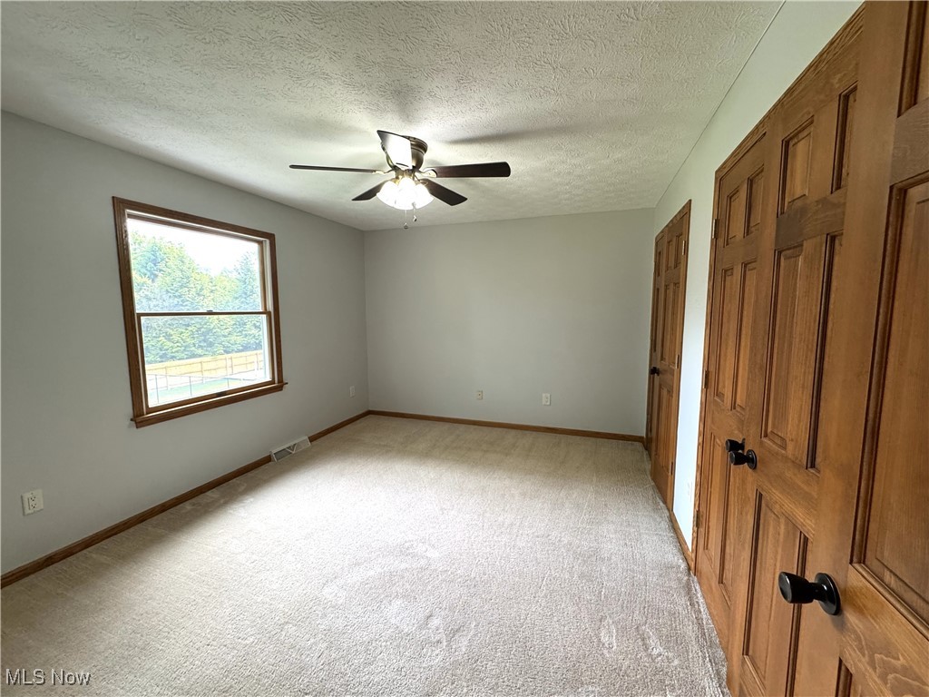 2761 Timberline Drive, Cortland, Ohio image 23