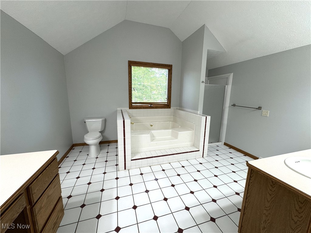 2761 Timberline Drive, Cortland, Ohio image 18