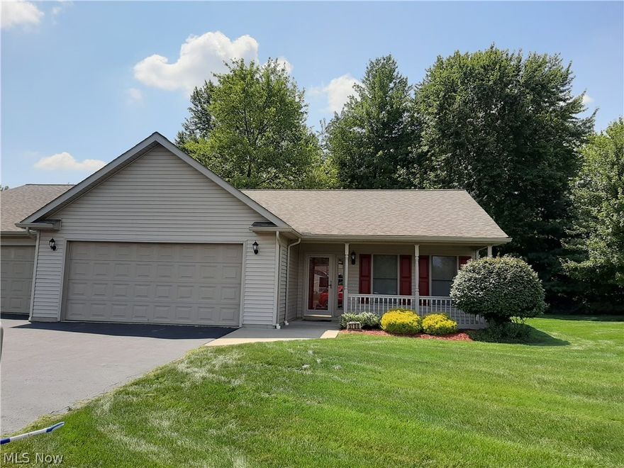 Hard to find ranch condo with attached 2 car garage on a quiet cul-de-sac. Spacious open floor plan and vaulted ceiling in living room and dining room. Master bedroom offers 2 walk in closets. New outside AC unit. Water tank replaced 2018. Back deck freshly sealed and carpet scrubbed. Nice wooded view. Garage has an added storage closet and overhead storage. Move in ready.