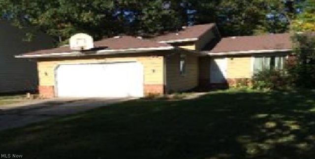 Tons of potential with this split level home located in Strongsville in a nice neighborhood, close to shopping mall, parks and near I-71 for easy commuting. Property has a nice back yard with a huge deck and above ground pool for outdoor enjoyment. The interior has a lot to offer with over 2700 sq. ft. of living space, 3 bedrooms and 2.5 bathrooms along with kitchen, dining room, living room and a lower level family room with a brick fireplace.