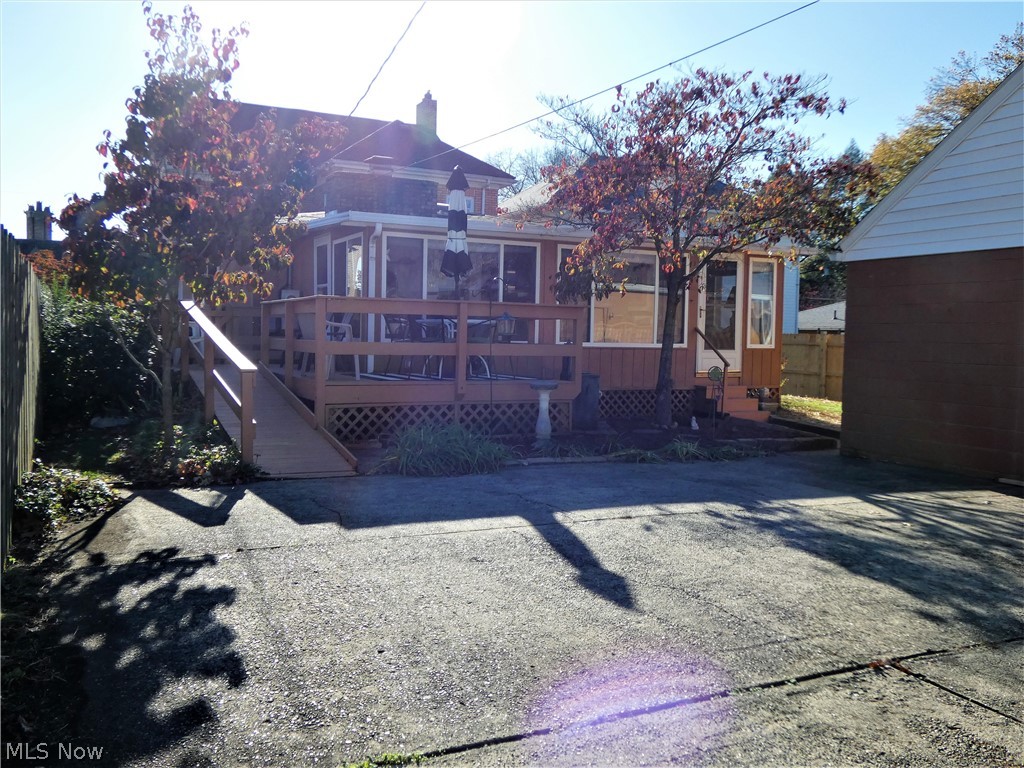 J W Dils Hrs Adn - Residential