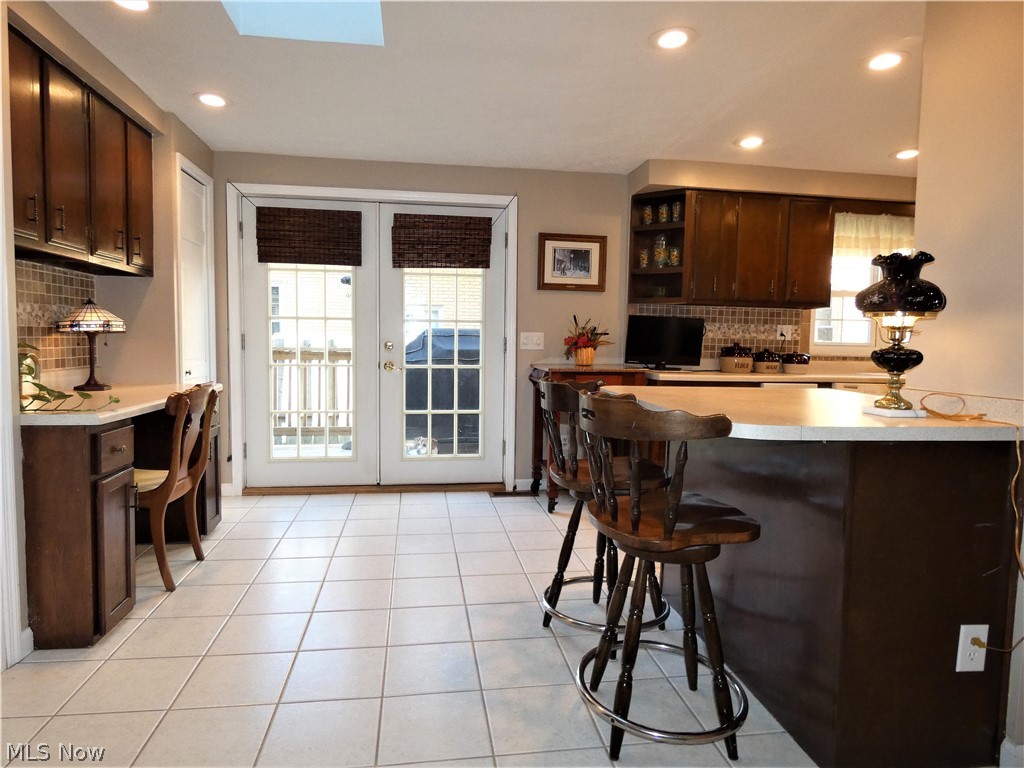 J W Dils Hrs Adn - Residential