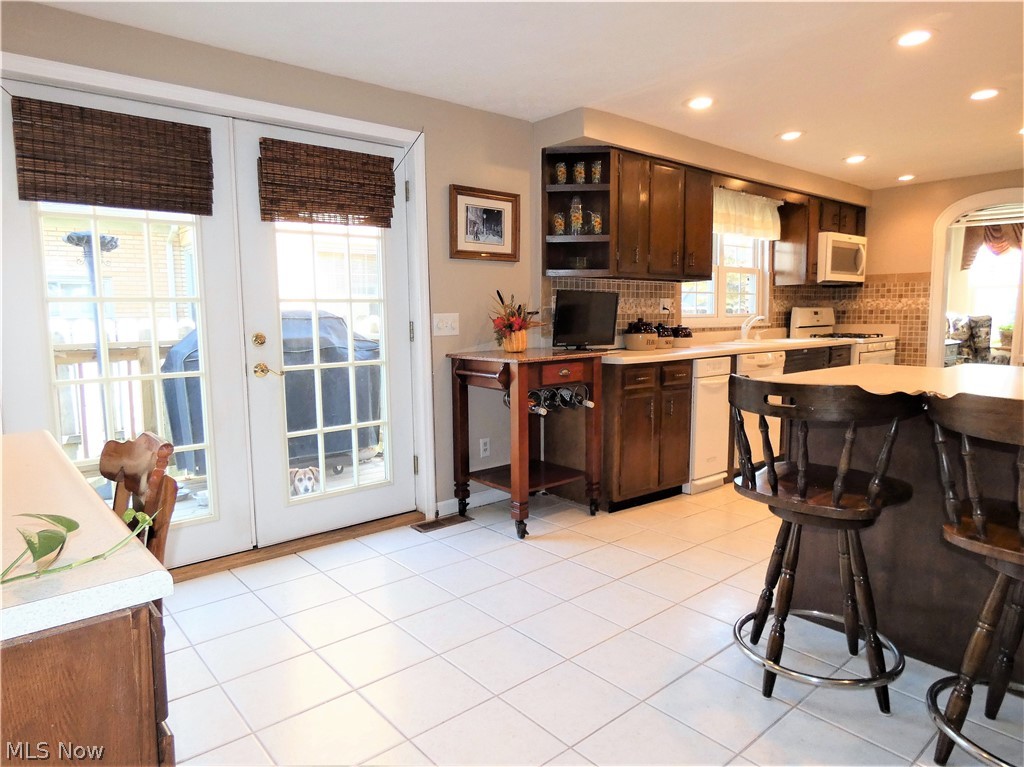 J W Dils Hrs Adn - Residential