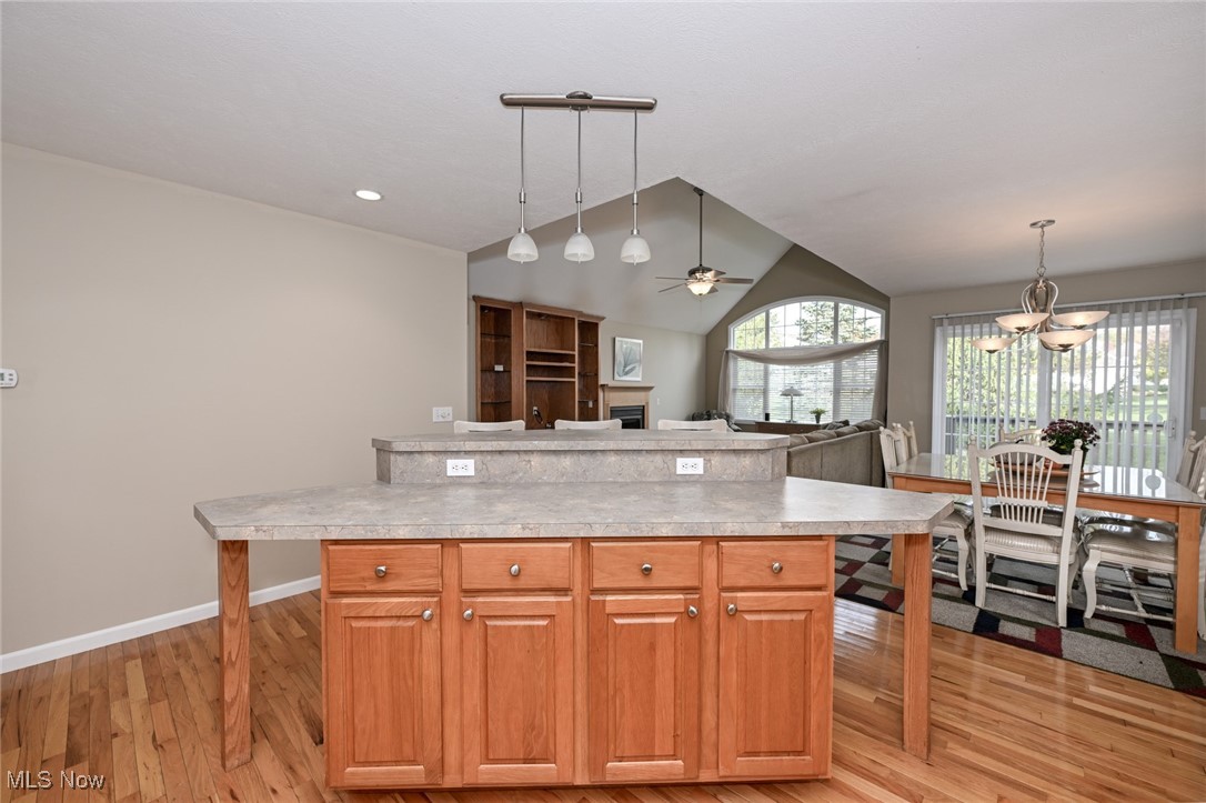 Greenwood Hlnds Condo Ph 12 Am - Residential