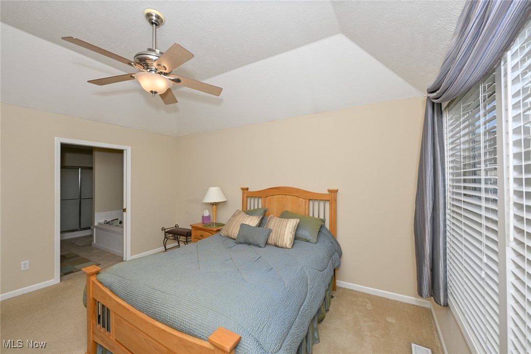 Greenwood Hlnds Condo Ph 12 Am - Residential