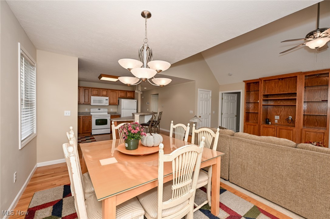 Greenwood Hlnds Condo Ph 12 Am - Residential