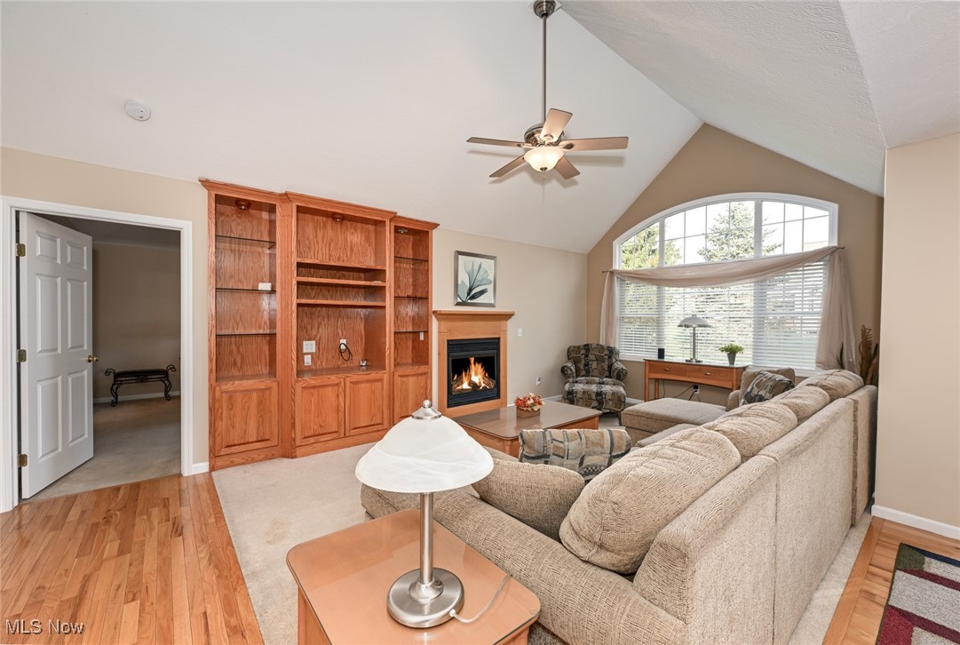 Greenwood Hlnds Condo Ph 12 Am - Residential