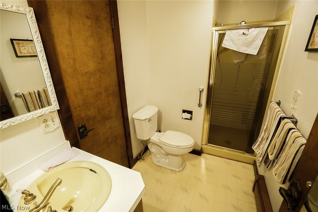 Connecticut Western Reserve - Residential