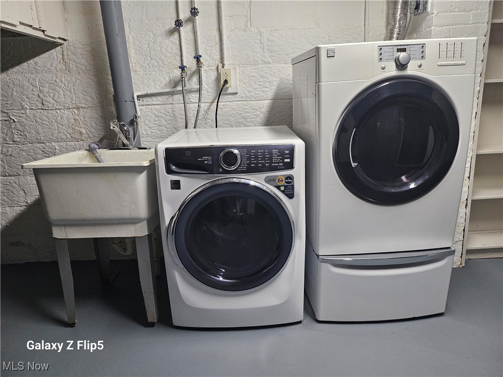 Lyon Park - Residential