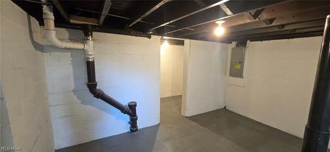 Tiny photo for 3389 Oh-43, Kent, OH 44240 (MLS # 5221765)