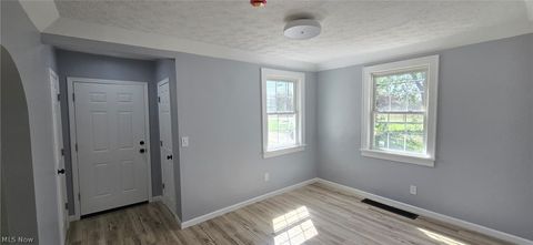 Tiny photo for 3389 Oh-43, Kent, OH 44240 (MLS # 5221765)