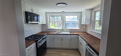 Tiny photo for 3389 Oh-43, Kent, OH 44240 (MLS # 5221765)