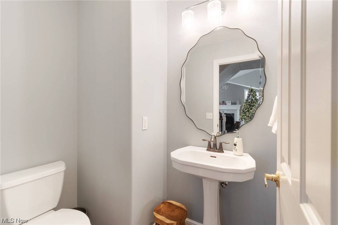 Country Club Square Condos - Residential