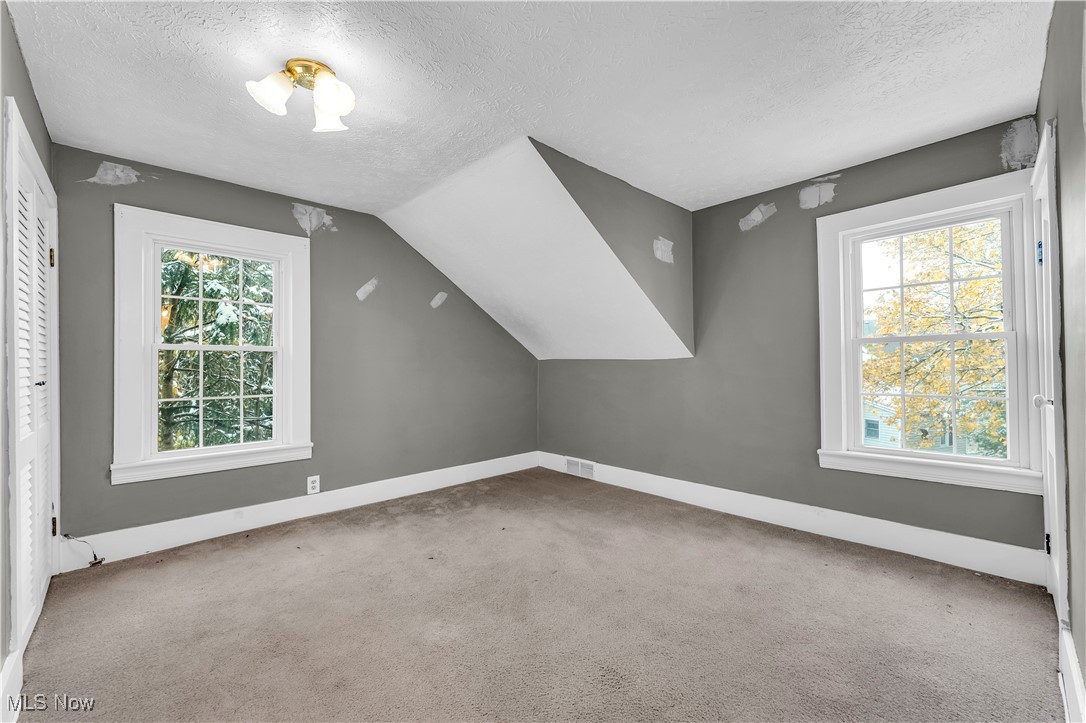 Vincent - Residential