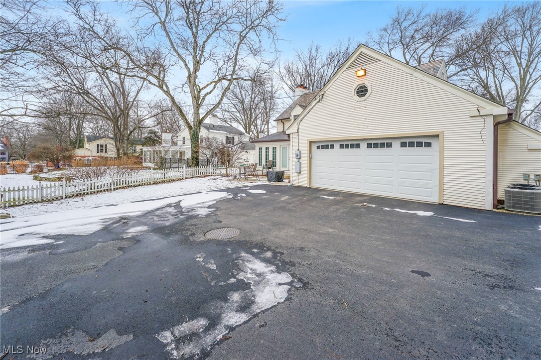 Lake Newport - Residential