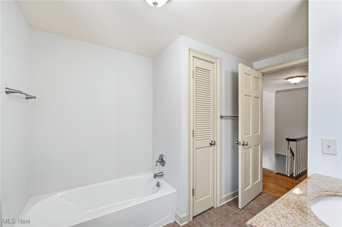 Lake Newport - Residential