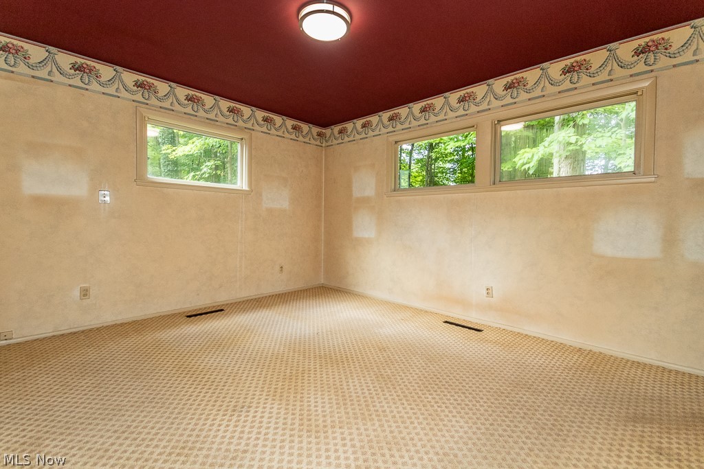 Kenwood Gardens 01 - Residential