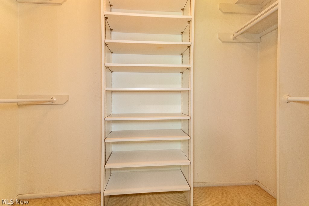 Kenwood Gardens 01 - Residential